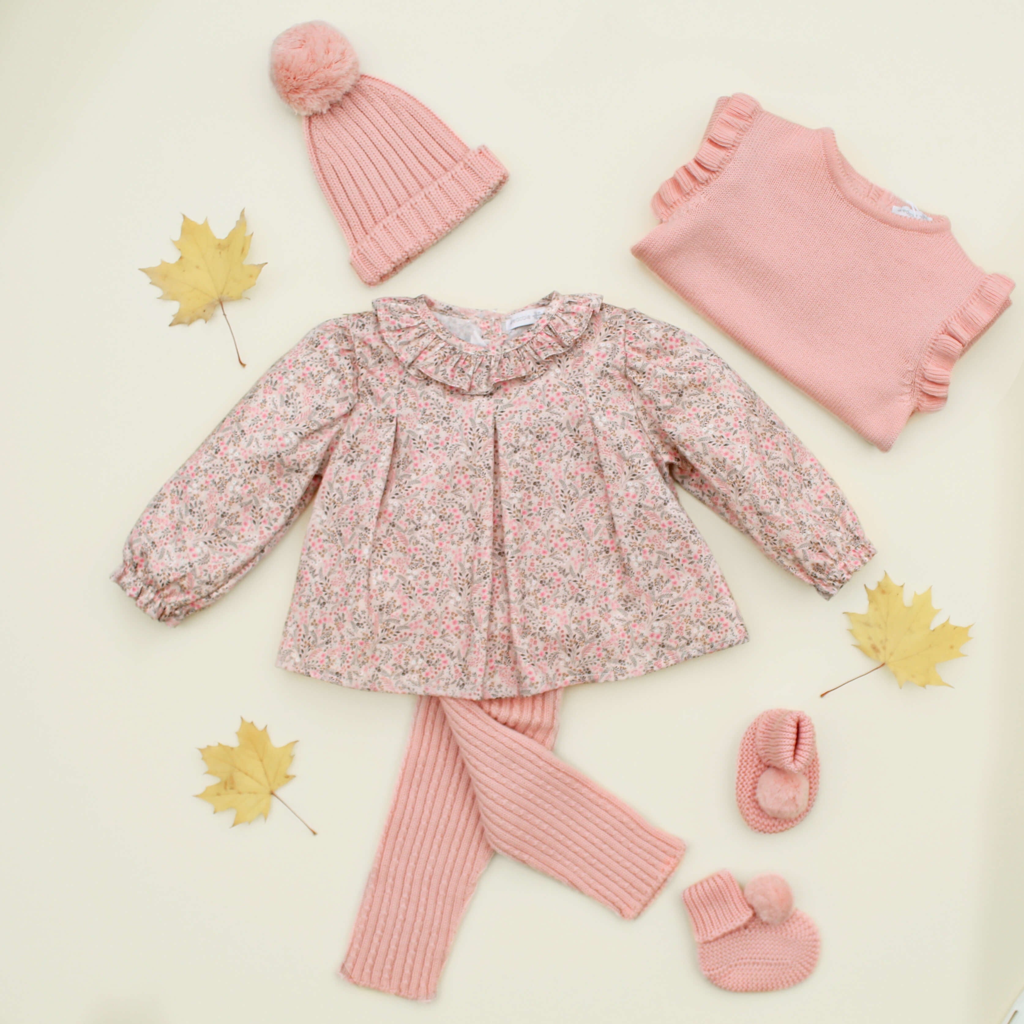 pink wedoble leggings with wedoble blouse